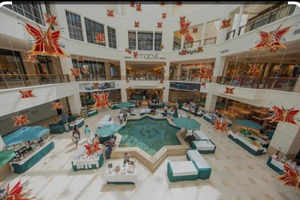 Ocean Views - Pool & Gym - Pet Friendly - Close To Beach Hallandale Beach Eksteriør billede