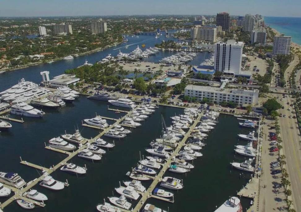 Ocean Views - Pool & Gym - Pet Friendly - Close To Beach Hallandale Beach Eksteriør billede