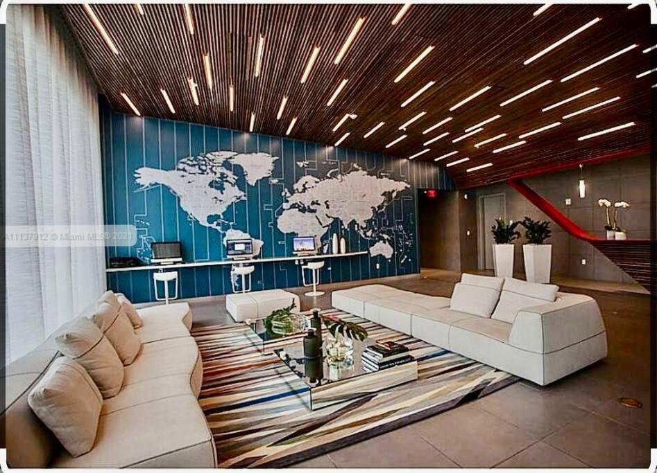 Ocean Views - Pool & Gym - Pet Friendly - Close To Beach Hallandale Beach Eksteriør billede